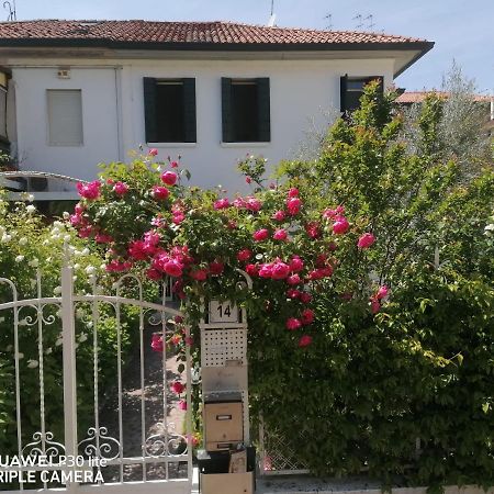 Casa Bianca Mestre Exterior foto